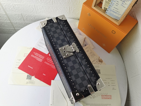 ルイヴィトンバッグ細部ディテール